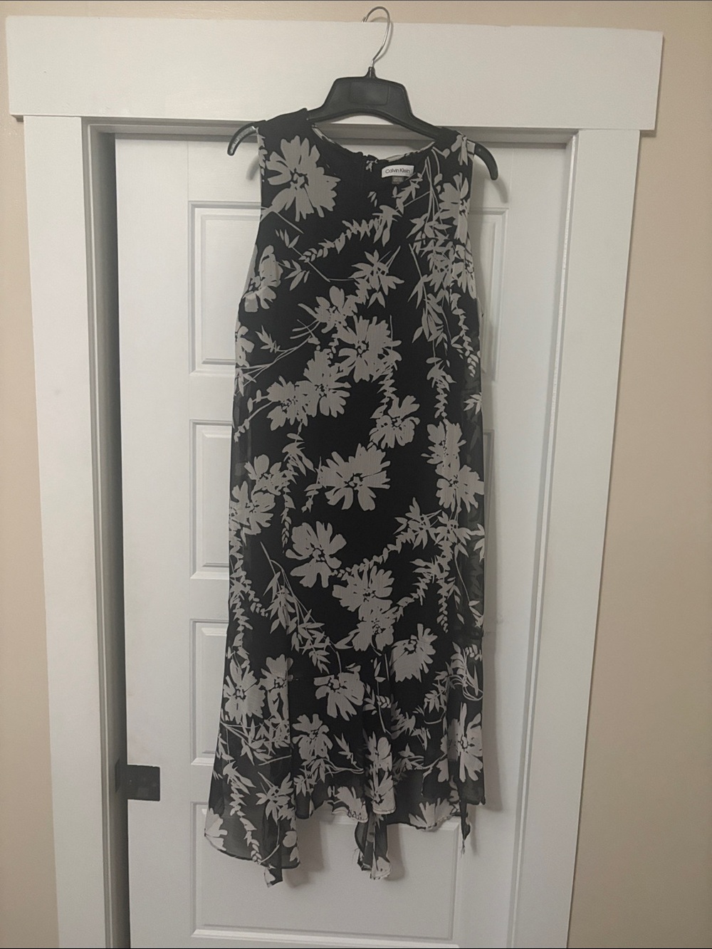 Black and taupe Floral Sleeveless Dress -